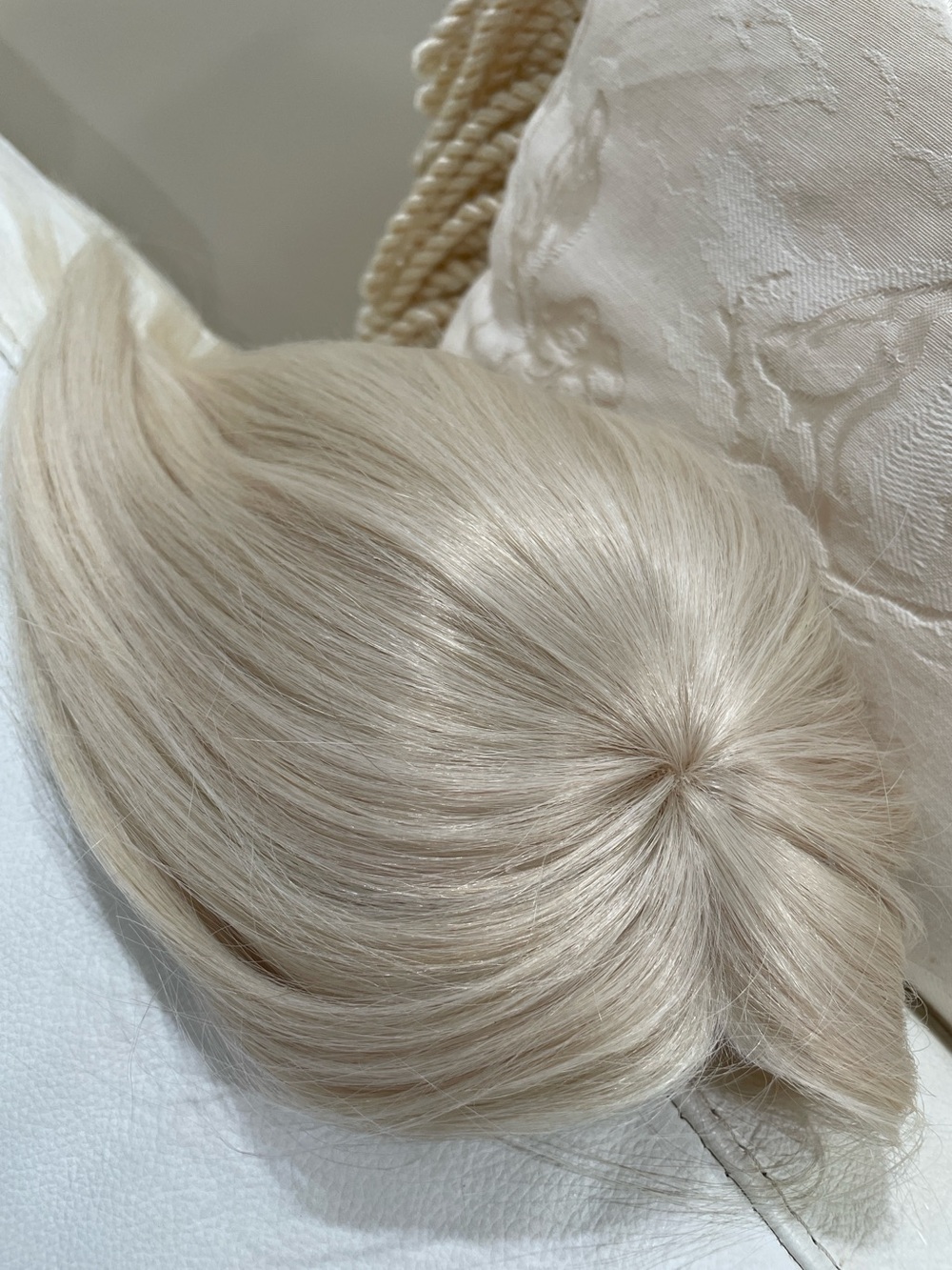 NWT 11” 100% human REMY hair #60 #613 vanilla blonde cream topper HAND TIED SILK